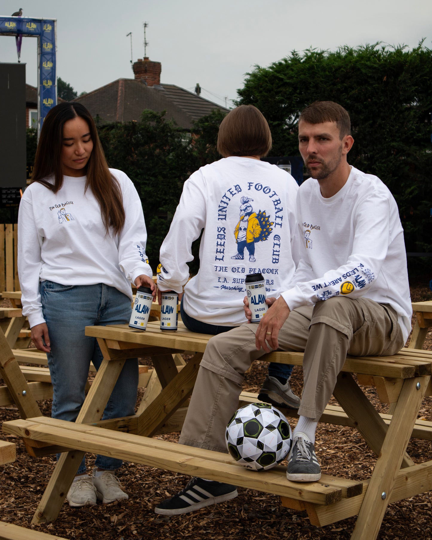 OLD PEACOCK x LA SUPPORTERS LONG SLEEVED TOP